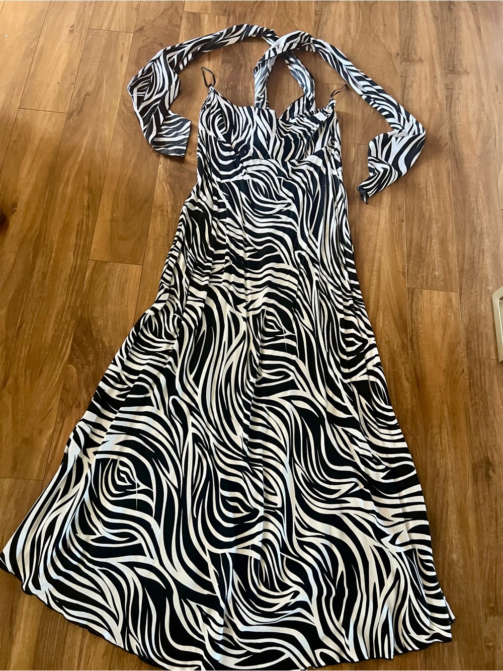 Escapada Black & White Zebra-Print convertible Maxi Dress